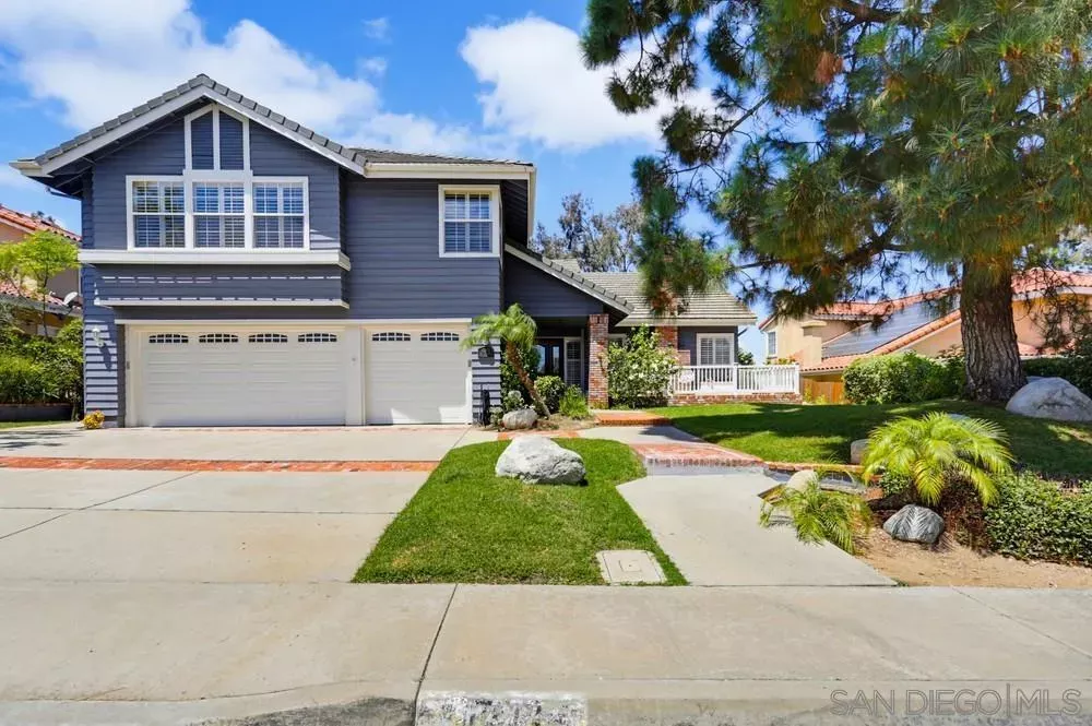 Property Photo: 12272 Rue Cheaumont CA 92131
