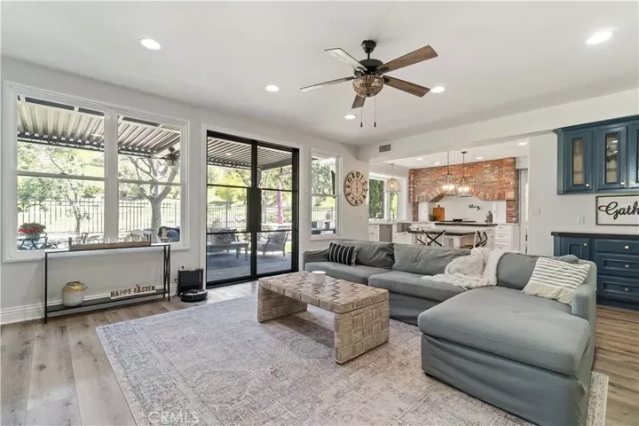 Property Photo: 11 Willowglade CA 92679