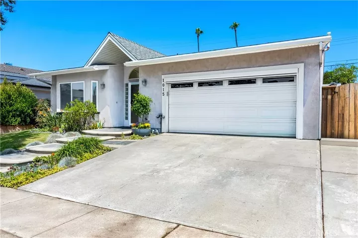Property Photo: 1015 Fathom CA 90740