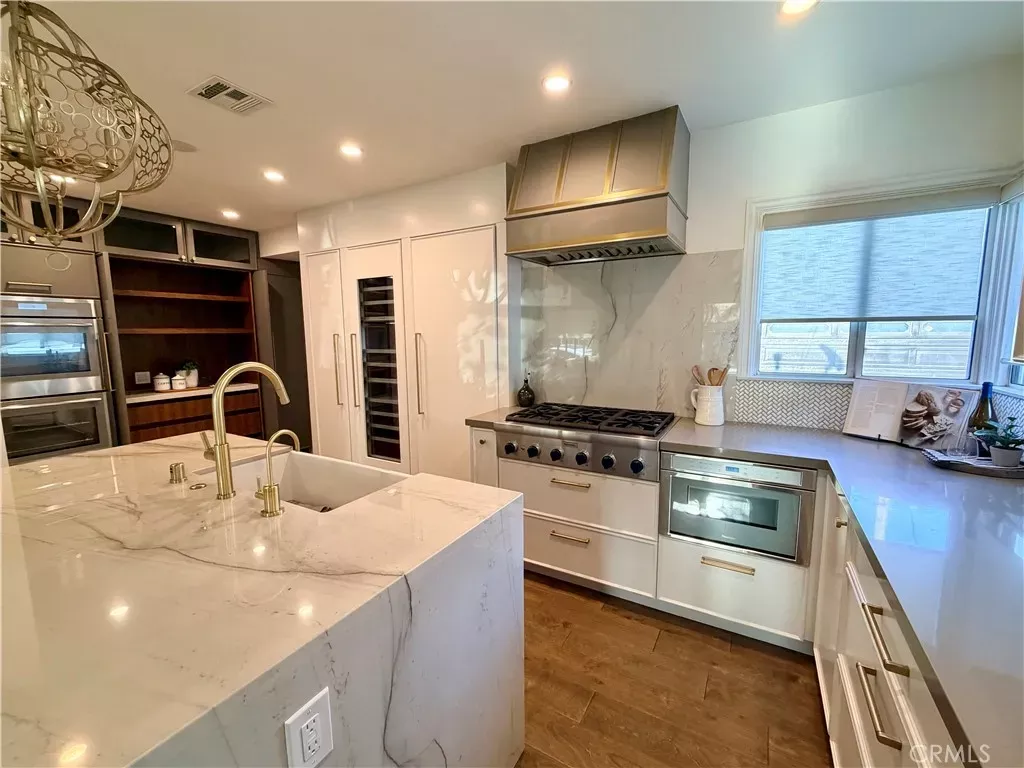 Property Photo: 3934 N Marshall Way North CA 90807