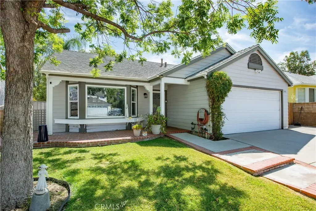 Property Photo: 31910 Green Hill CA 91384