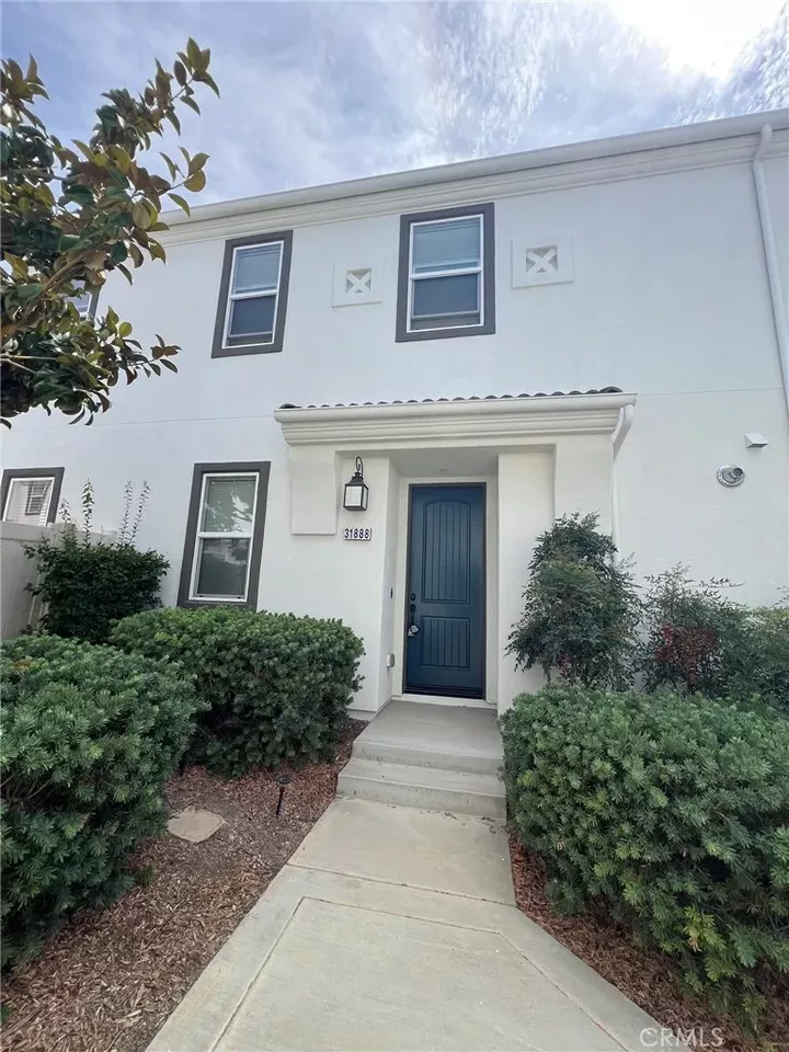Property Photo: 31888 Calle Luz CA 92592