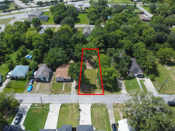 Property Photo: 3147 Waverly TX 77705