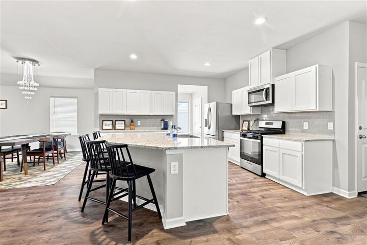 Property Photo: 293 Sawyer Dr Drive LA 70665