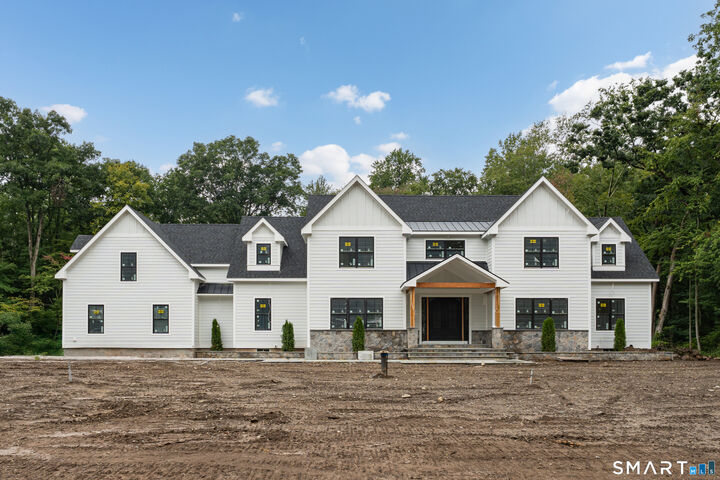 Property Photo:  22 Grouse Lane  CT 06525 