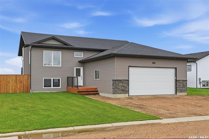 Property Photo: 341 Hamm Court SK S0K 0A0
