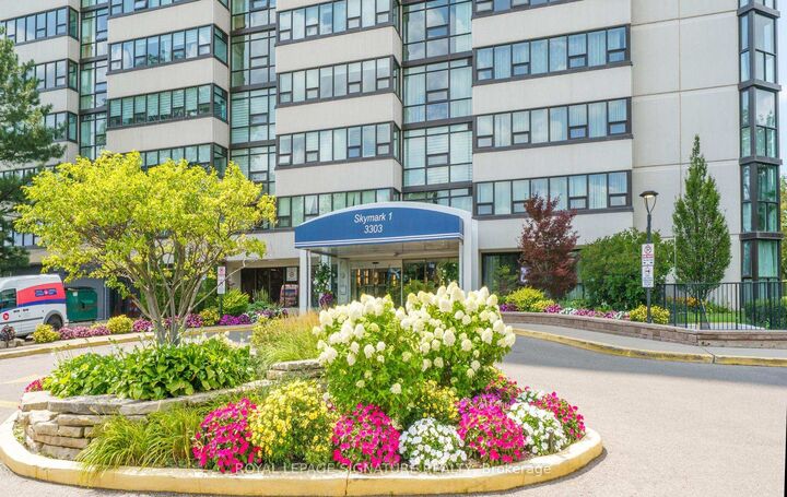 Property Photo: 3303 Don Mills Road 1703 ON M2J 4T6