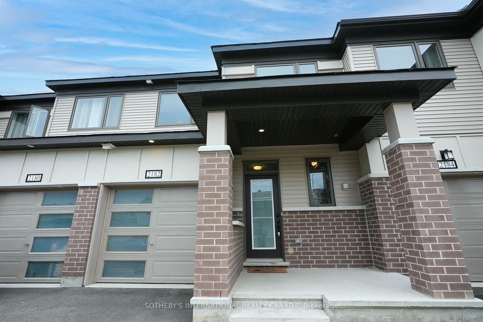 Property Photo: