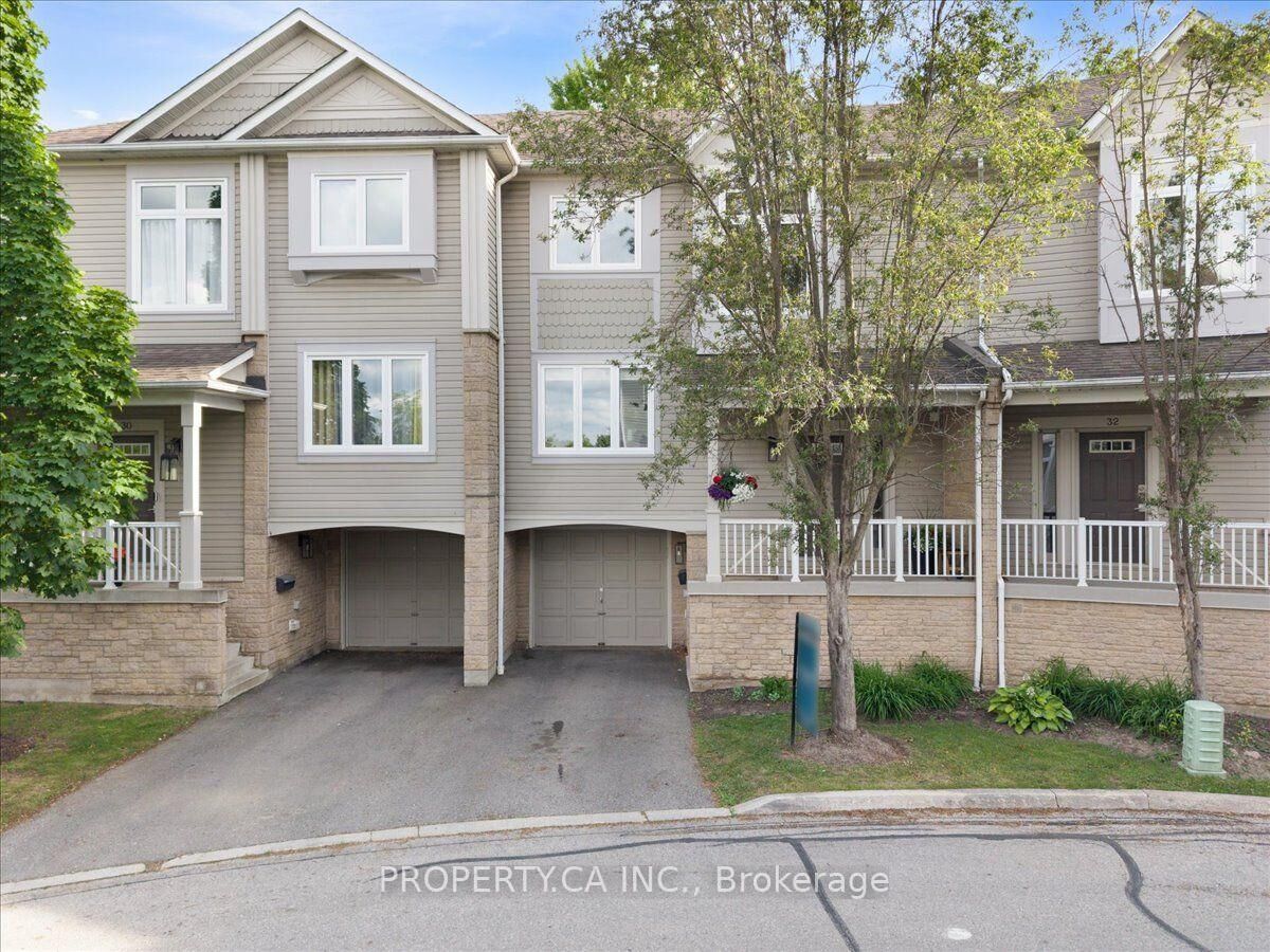 Property Photo: 7101 Branigan Gate #31 ON L5N 7S2