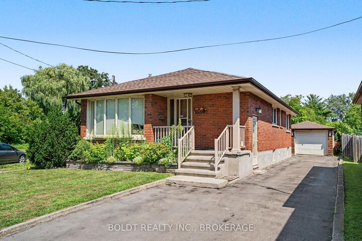 Property Photo: 5568 Drummond Road ON L2G 4L3
