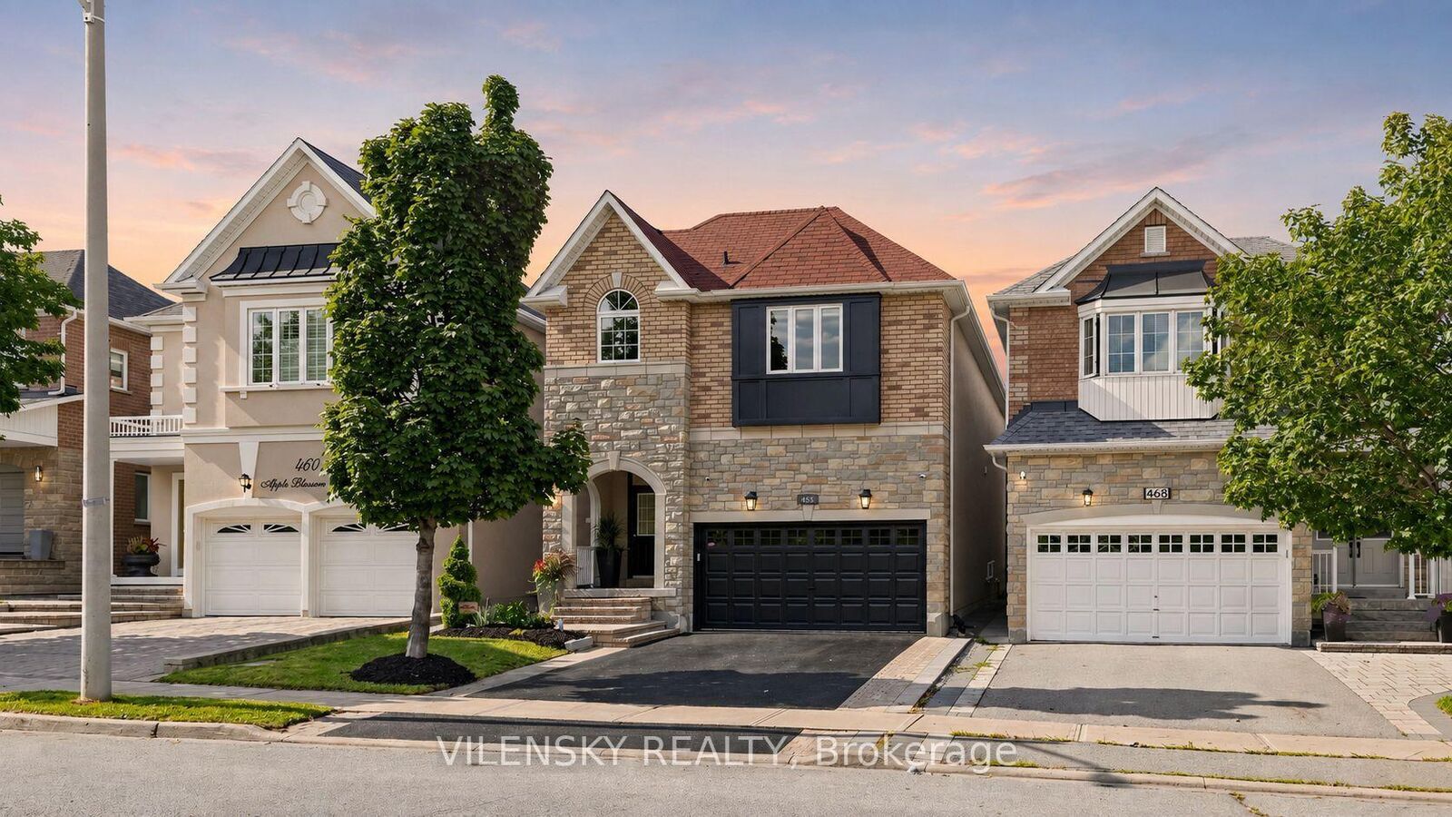 Property Photo: 464 Apple Blossom Drive ON L4J 9A2