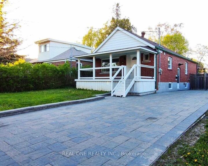 Property Photo:  42 Cadillac Avenue Lower  ON M3H 1S2 