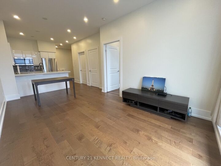 Property Photo:  2885 Bayview Avenue 1514  ON M2K 0A3 