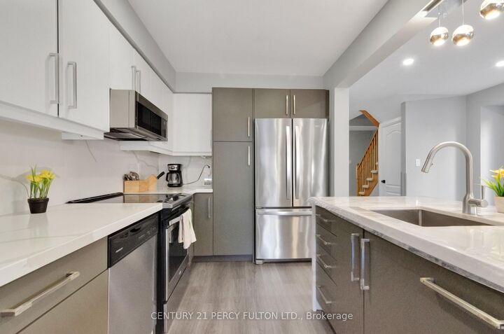 Property Photo:  19 Odessa Crescent  ON L1R 3P1 