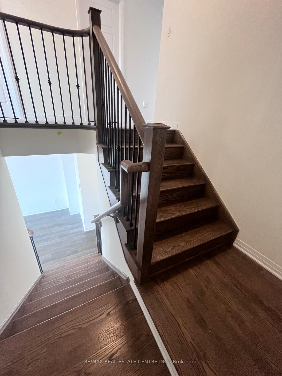 Property Photo:  331 Port Crescent  ON L3B 0N3 