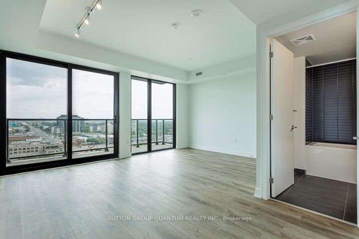 Property Photo: 3009 Novar Road 1422 ON L5B 1H7