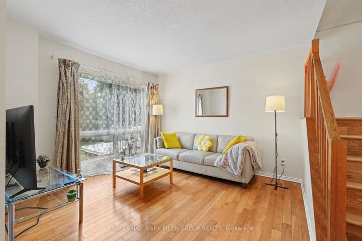 Property Photo:  48 Jackman Terrace  ON K2L 4E1 