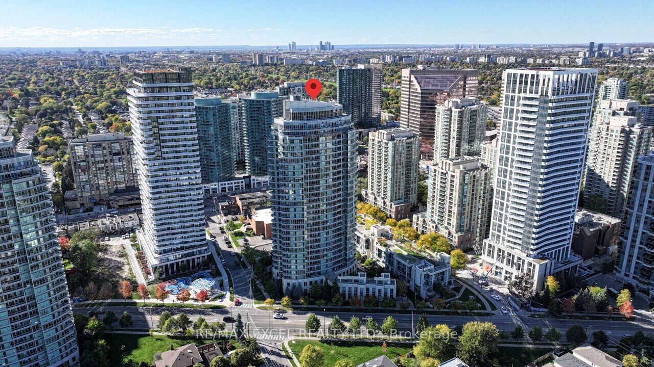 Photo de la propriété:  18 Holmes Avenue 2602  ON M2N 0E1 