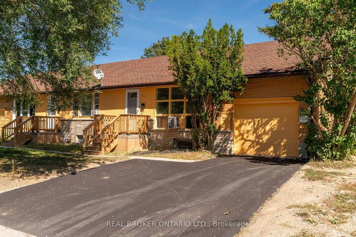 Property Photo:  301 Franklin Street N A  ON N2A 1Y9 