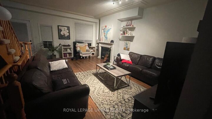 Property Photo:  10 Post Oak Drive 47  ON L4E 4H7 