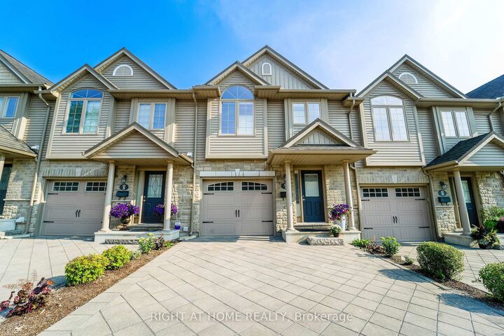 582 Hyde Park Road 7 — photo 1