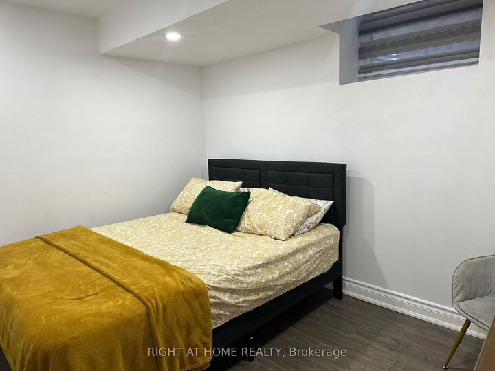 Property Photo:  97 Forest Edge Crescent  ON L9N 0S6 