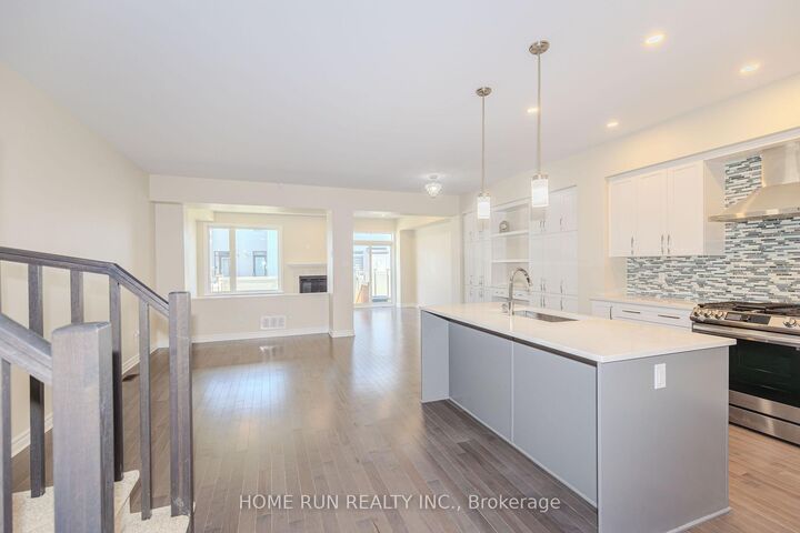Property Photo: 785 Cairn Crescent ON K1W 0P7