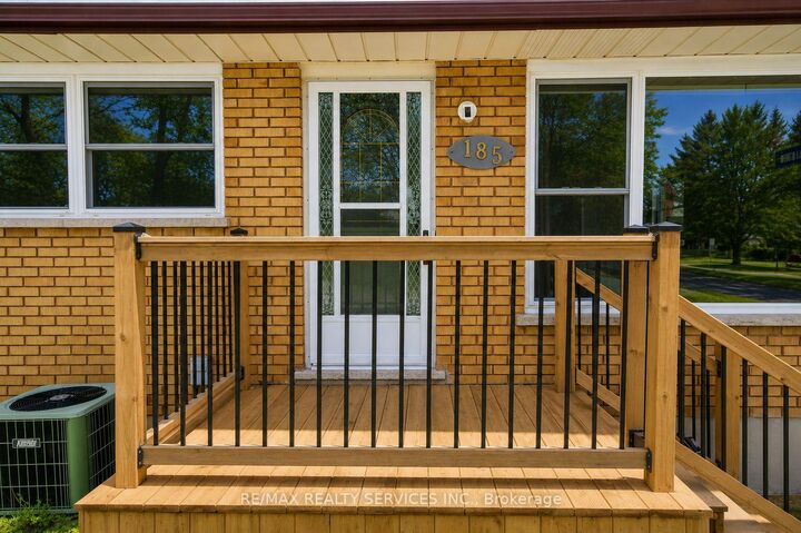 Property Photo: 185 Burlington Street ON N5Z 3V9