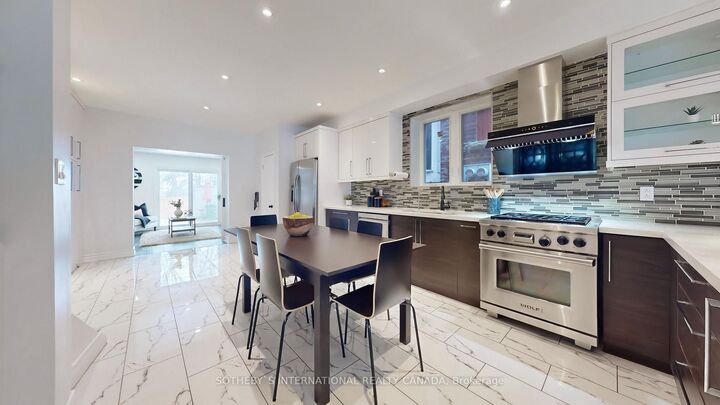Property Photo:  1271 Gerrard Street E  ON M4L 1Y5 