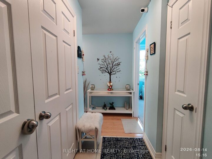 Photo de la propriété:  2420 Baronwood Drive 19-02  ON L6M 0X6 