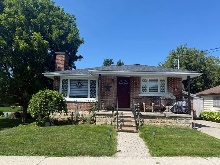 Property Photo: 2 Elgin Street ON N0G 2V0