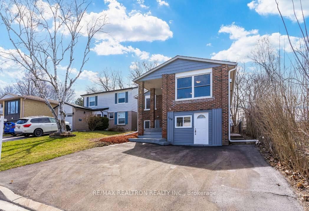 Property Photo:  168 Hodgson Drive  ON L3Y 1E2 