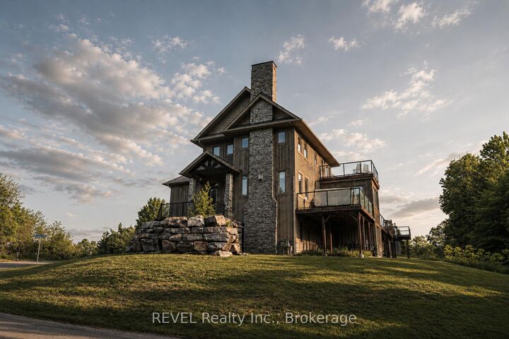 67 Rockmount Crescent — photo 1