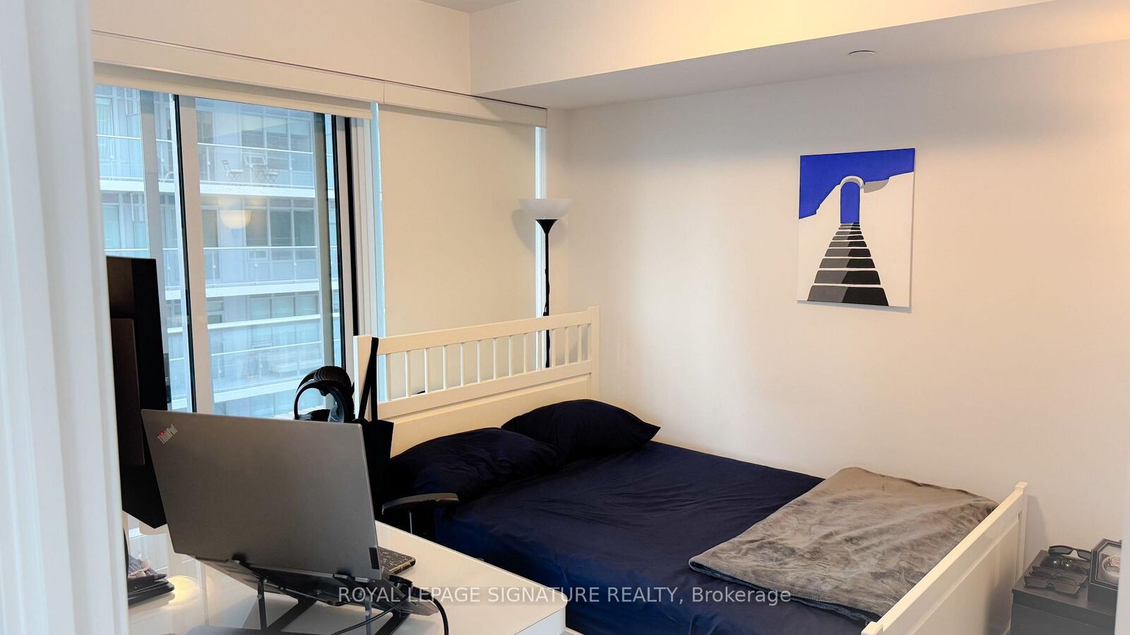Property Photo:  99 Broadway Avenue 3004  ON M4P 0E3 