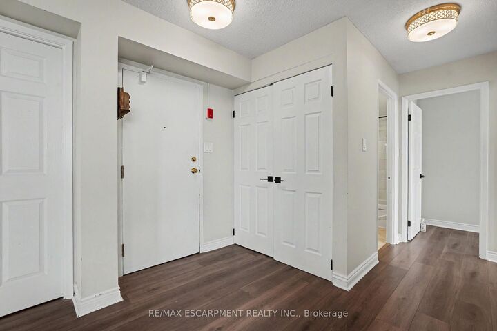 Property Photo: 432 Main Street E 603 ON L8N 1J9