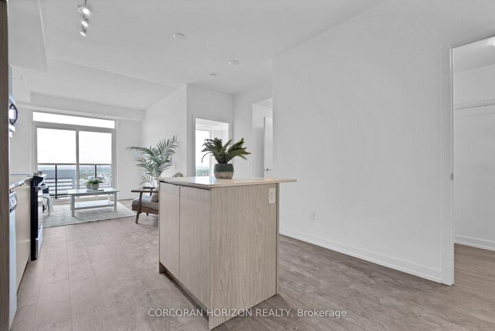 Photo de la propriété:  55 Duke Street W 1605  ON N2G 1A6 