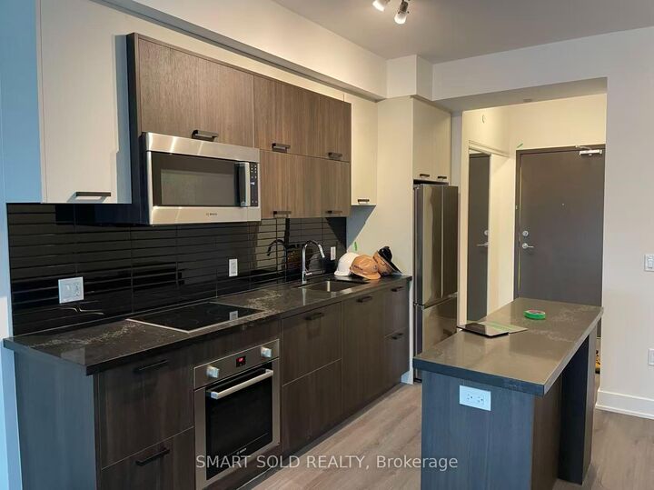 Property Photo:  2 Teagarden Court 708  ON M2N 0L6 