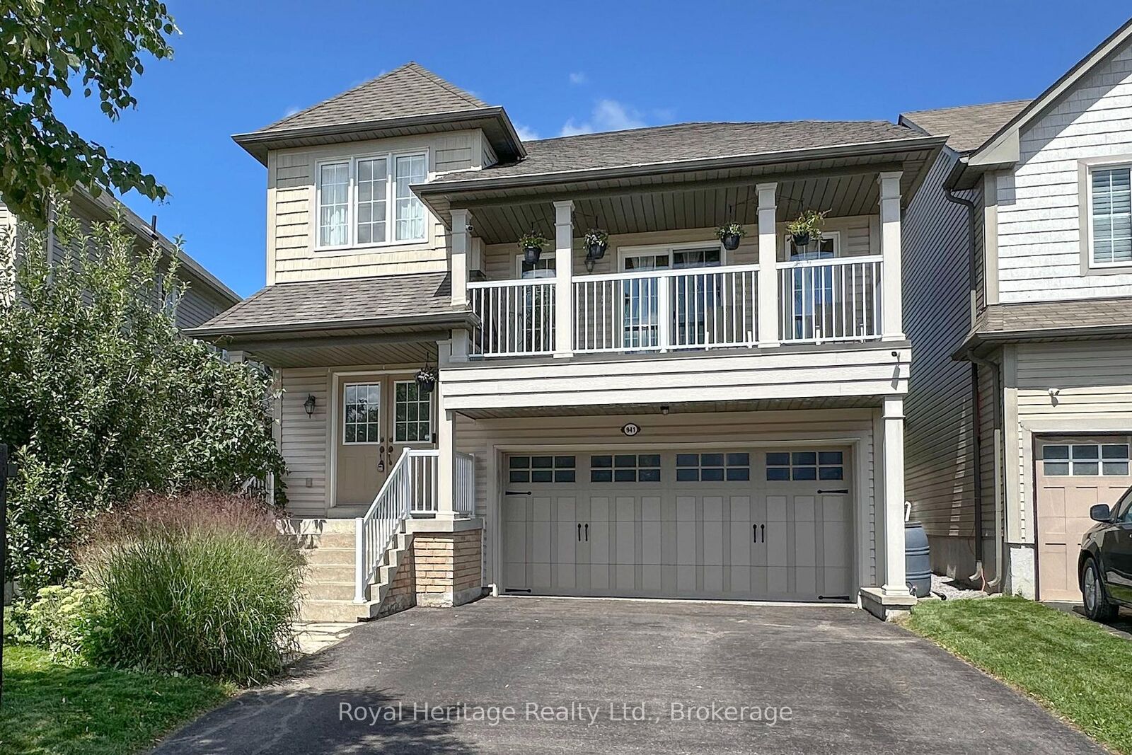 Property Photo: 941 Langford Street ON L1K 0A4