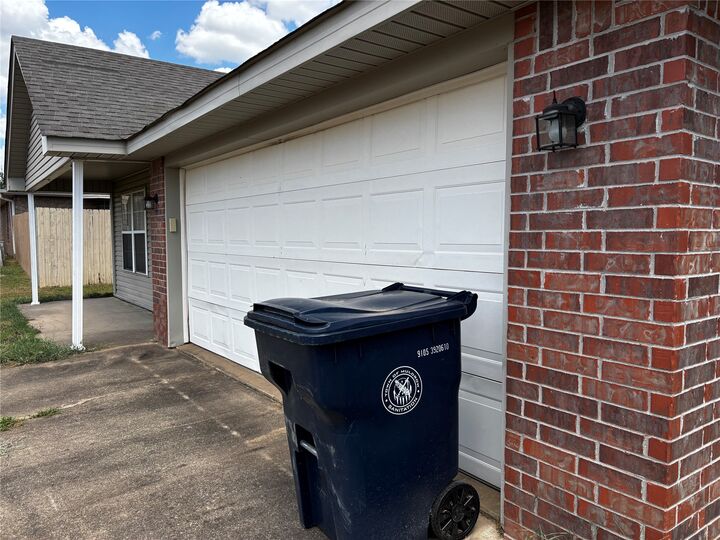 Property Photo: 1519 Cherokee Trail OK 74948