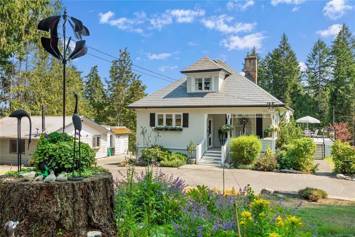 1220 Shawnigan-Mill Bay Rd — photo 1