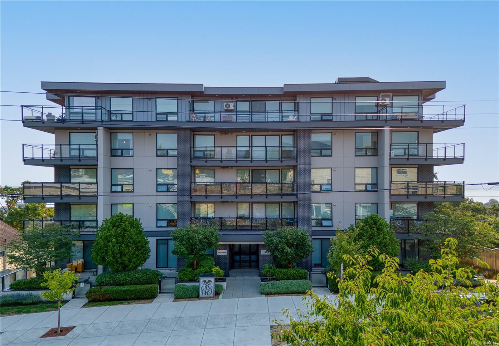 Property Photo:  119 Haliburton St #503  BC V9R 4V9 