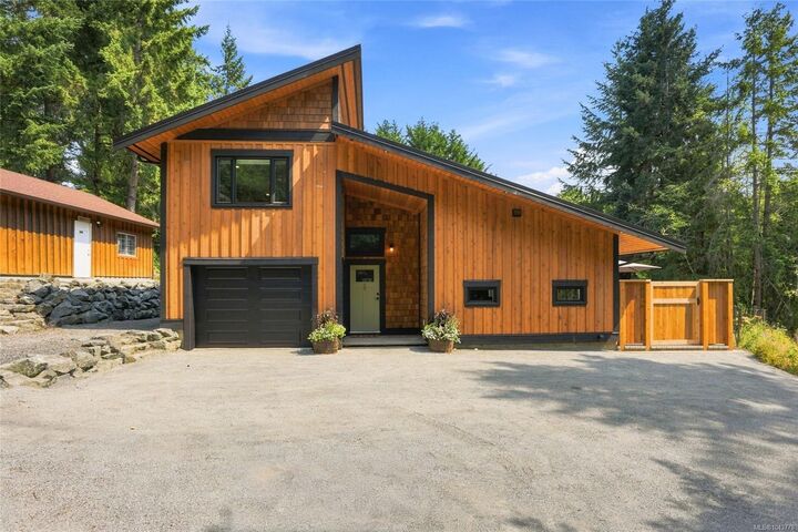 2551 Schirra Dr — photo 1