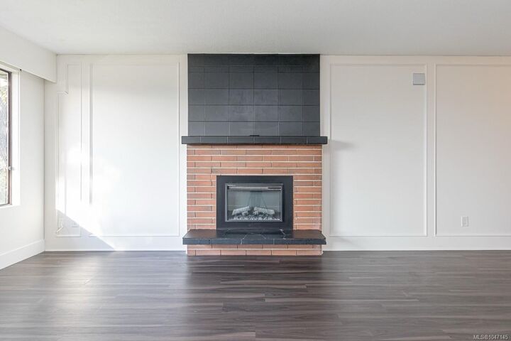 Property Photo: 1400 Townsite Rd BC V9S 1N1