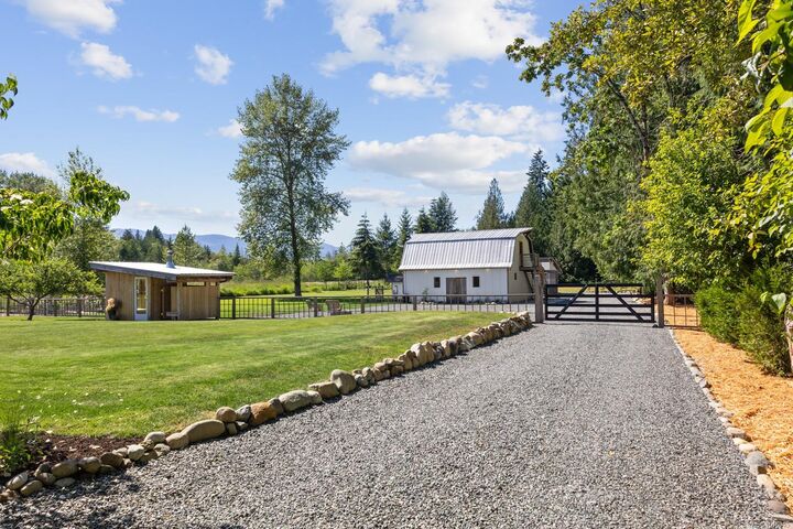 Property Photo: 2925 Baird Rd BC V9N 9N6