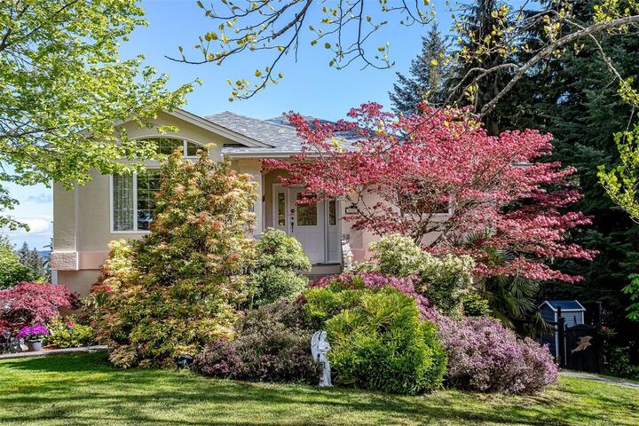 457 Thetis Dr — photo 1