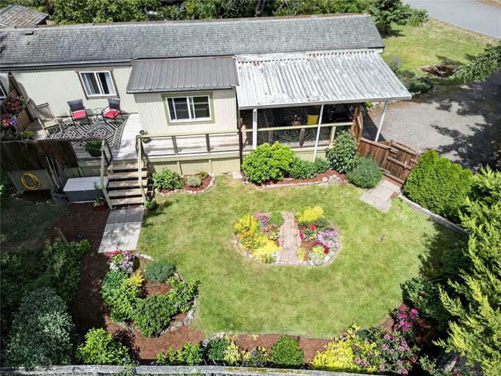 Property Photo:  135 Brinkworthy Rd #2053  BC V8K 1S2 