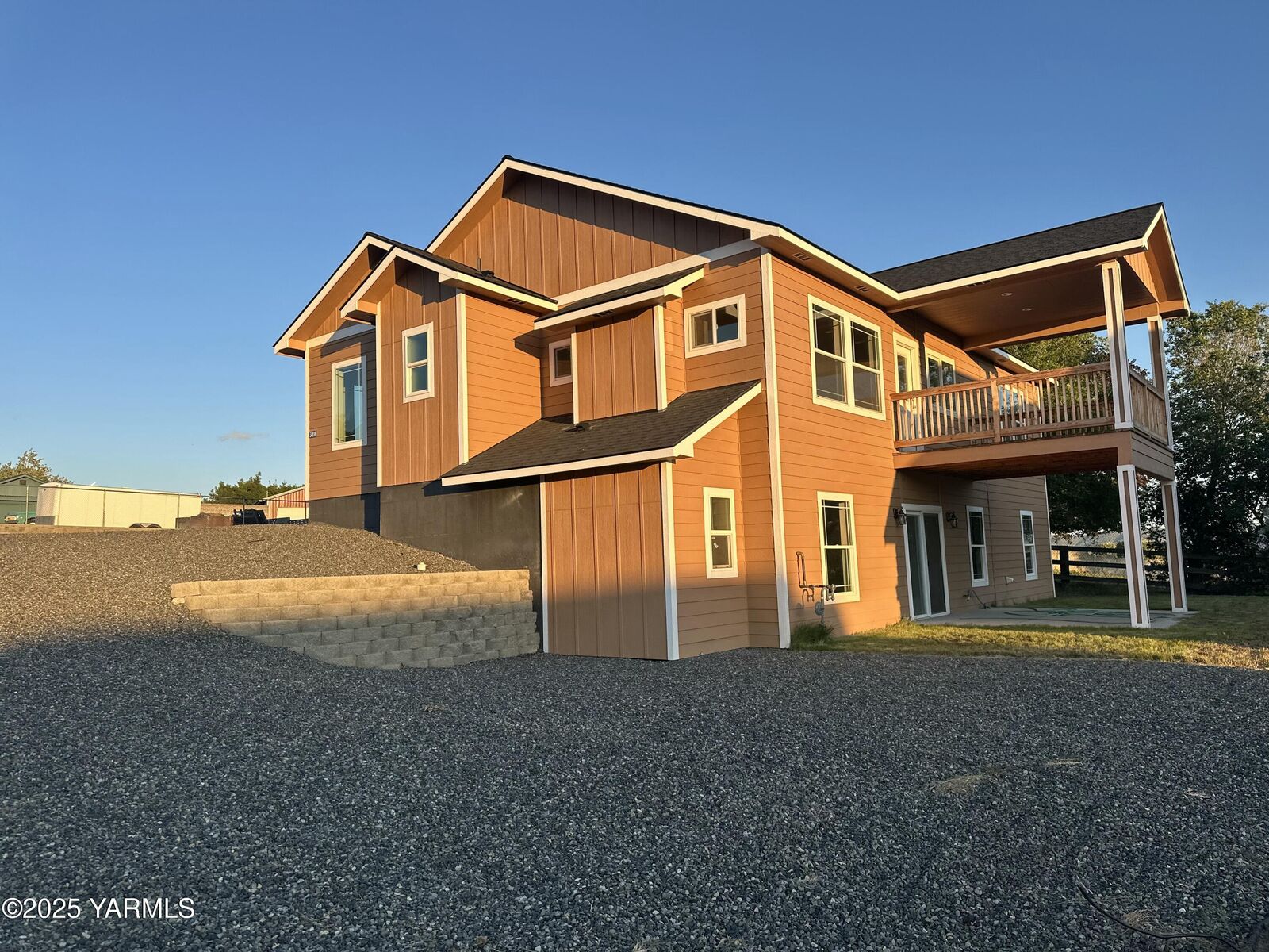 Property Photo: 3408 Oster Dr WA 98901