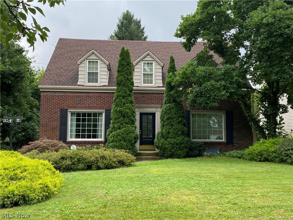 Property Photo:  123 Alburn Drive  OH 44512 