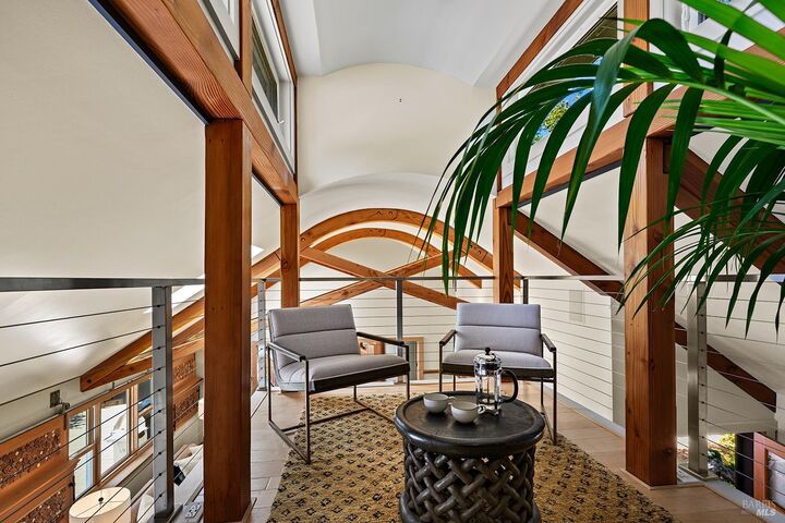 Property Photo:  700 Ellis Court  CA 95472 