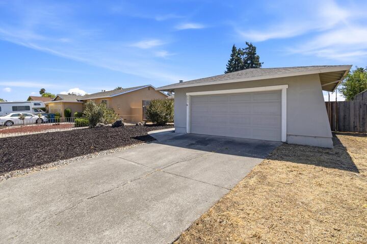 Property Photo: 880 Crinella Drive CA 94954